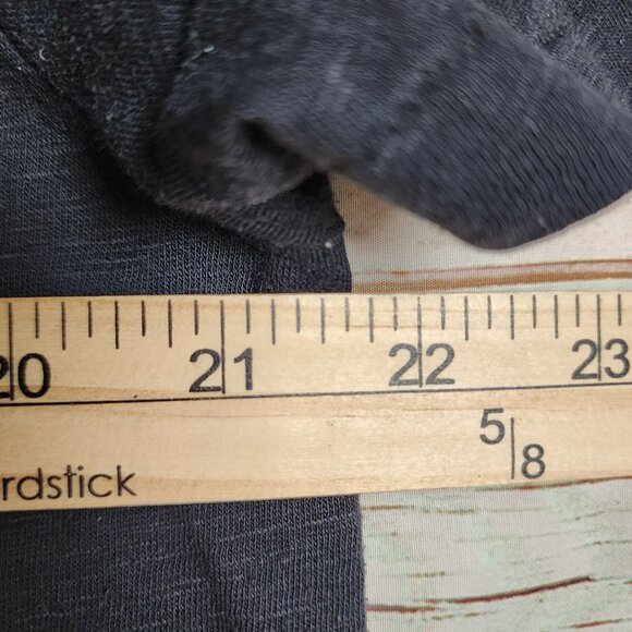 Mens The Hawk V-Neck T-Shirt With Yellow Pocket - Picture 9 of 9